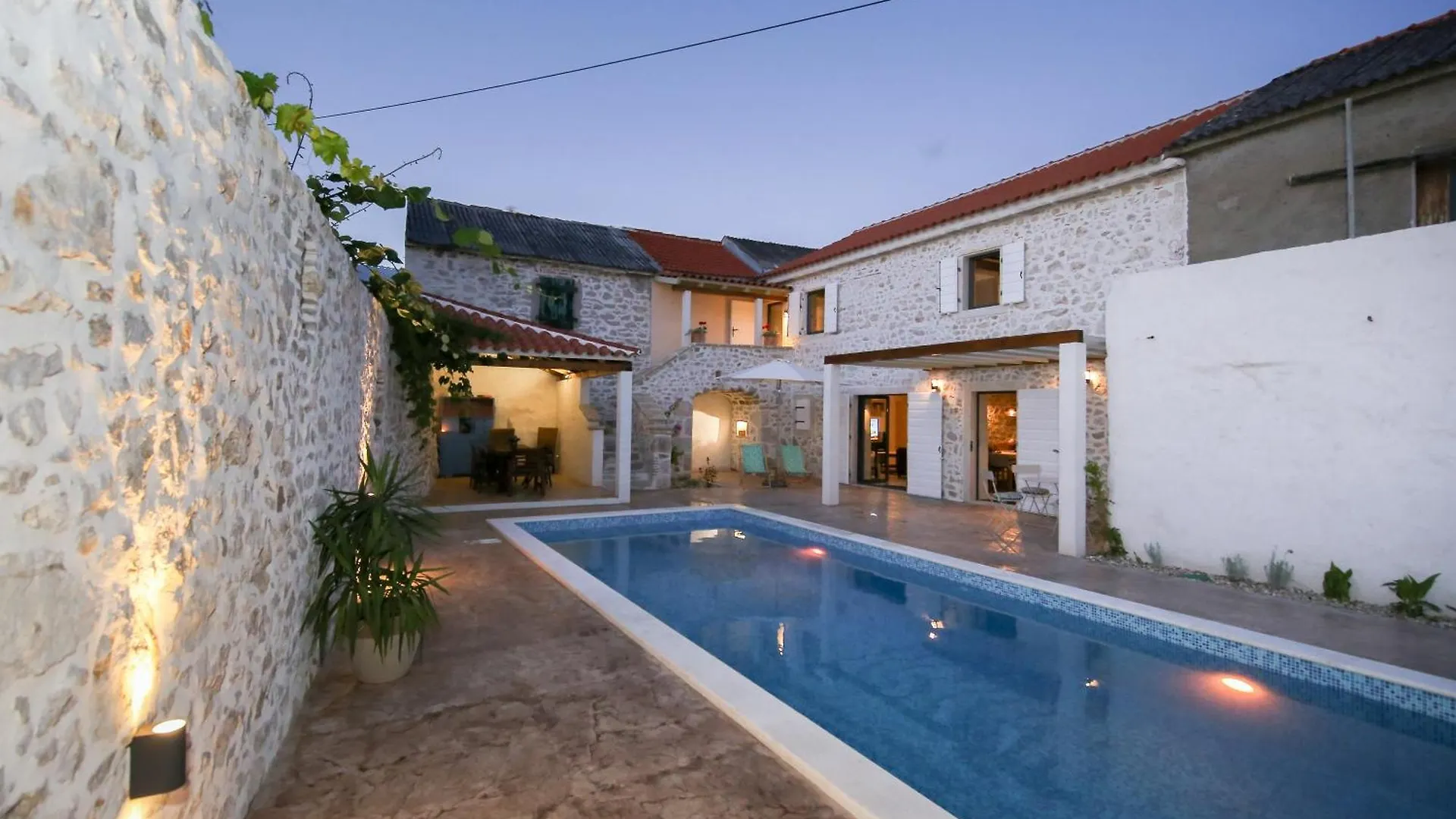 Villa Dvori , Nin Kroatië